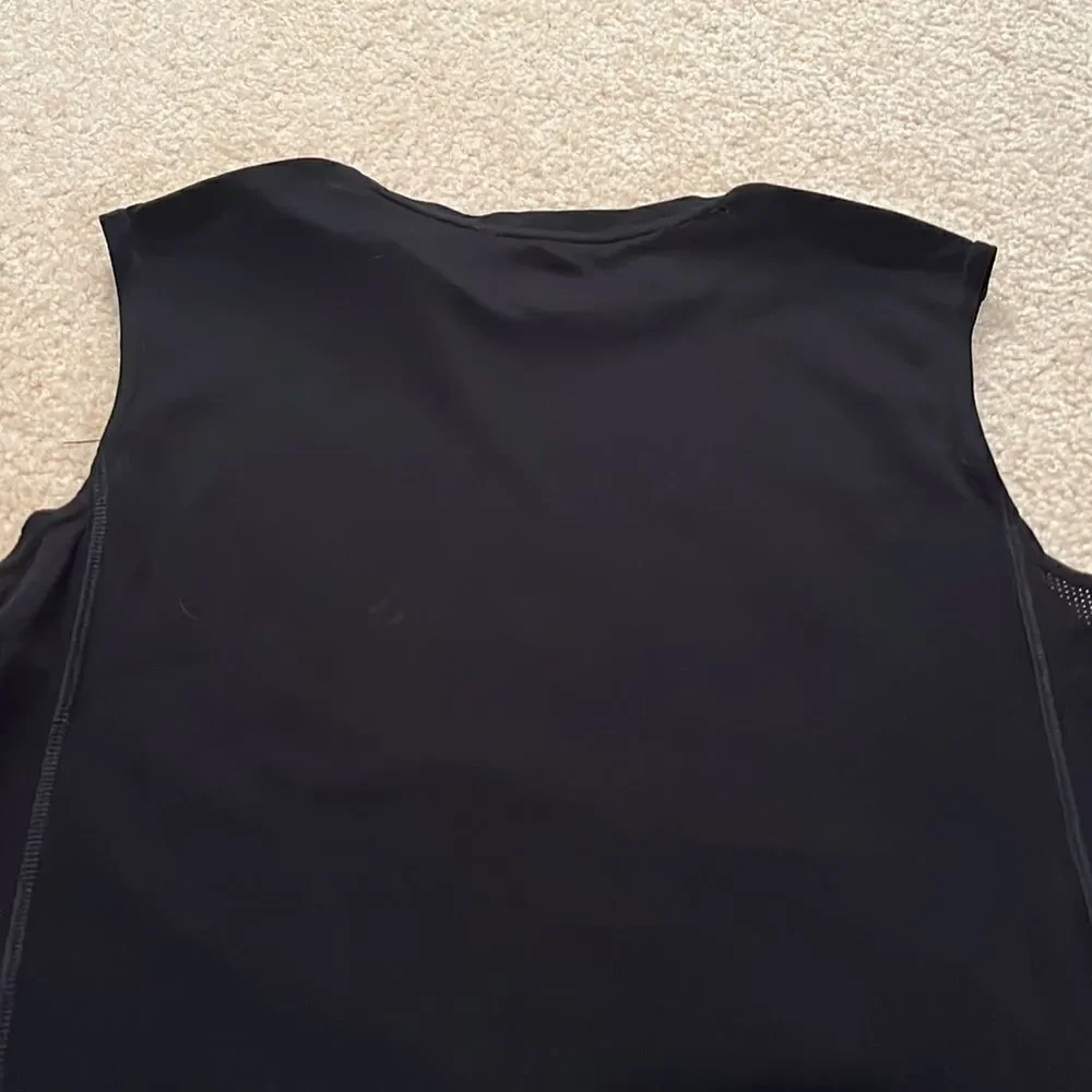 OLD NAVY SIZE LARGE BOYS TANK TOP